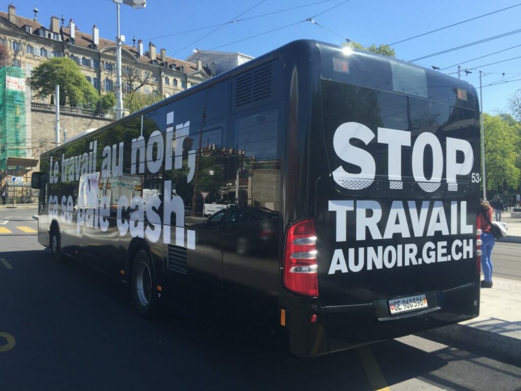 bus stop travail au noir1